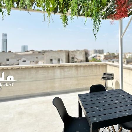 Апартаменти Lecce Central Flat - Attico Con Patio E Parcheggio Privato Екстер'єр фото